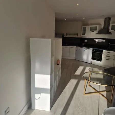2 Bed سيتيويست