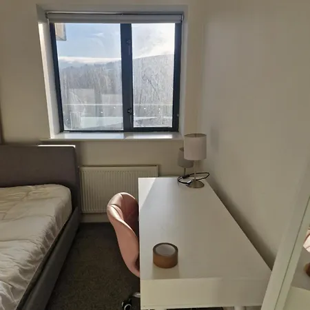 2 Bed * Citywest